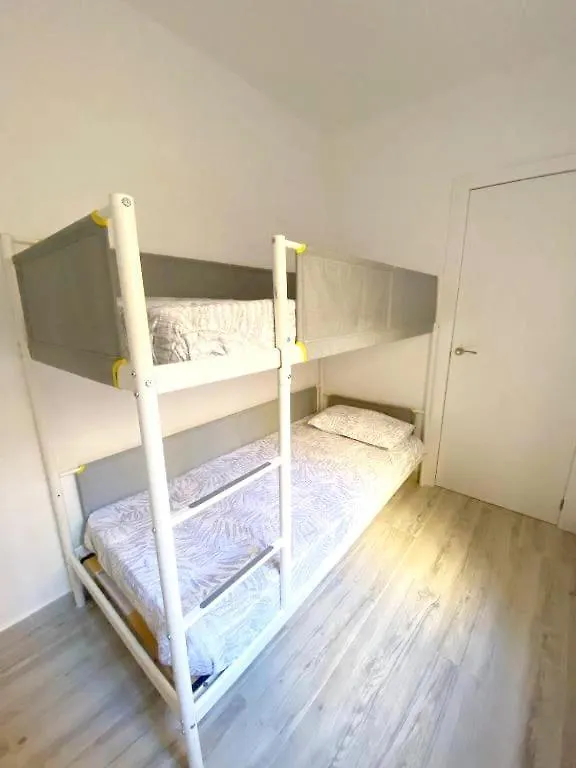 Train Station & Port Malaga In Apartment 0*,